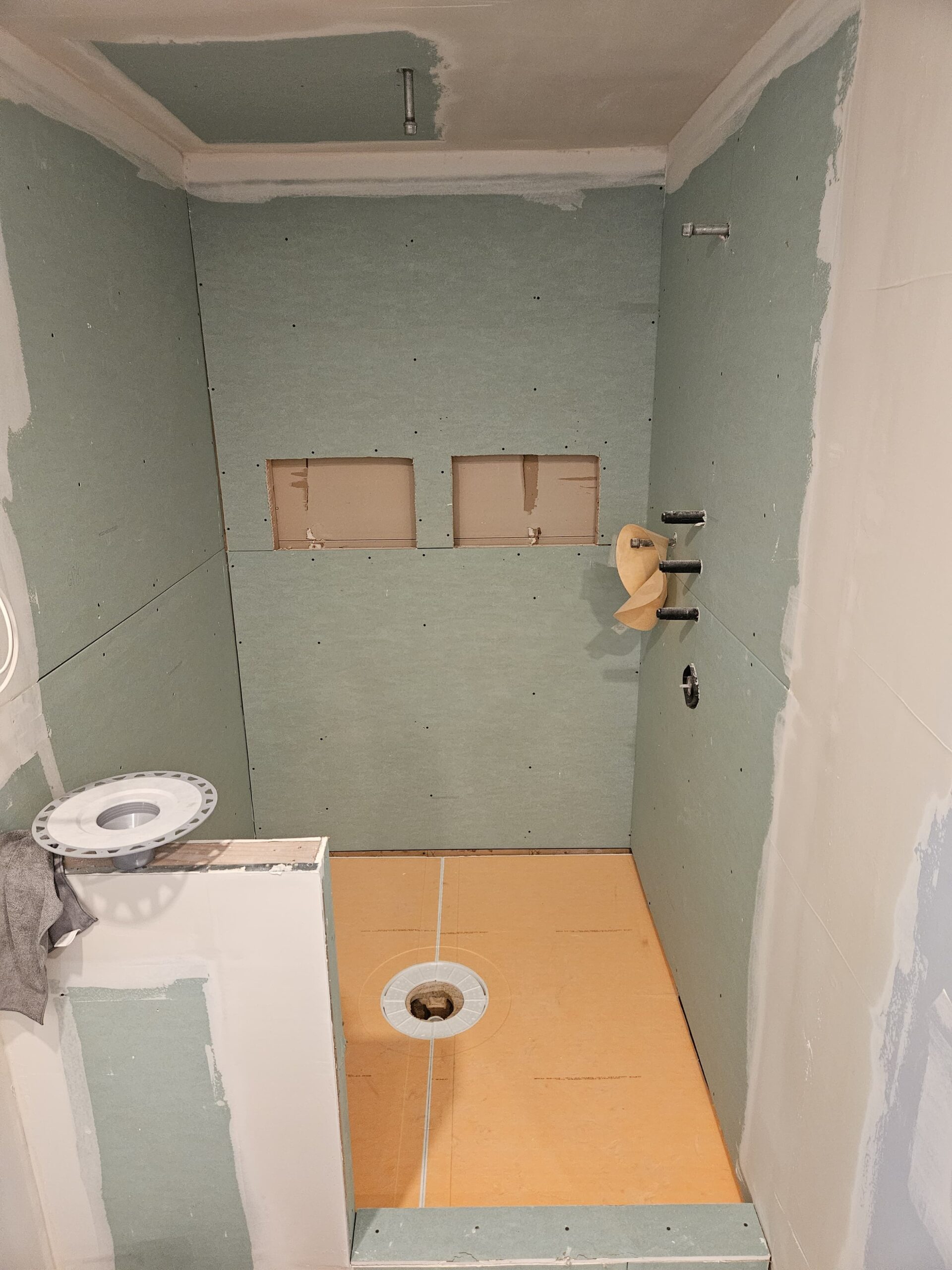 b11730b1-e2c8-4704-a196-cd6fe40b570d